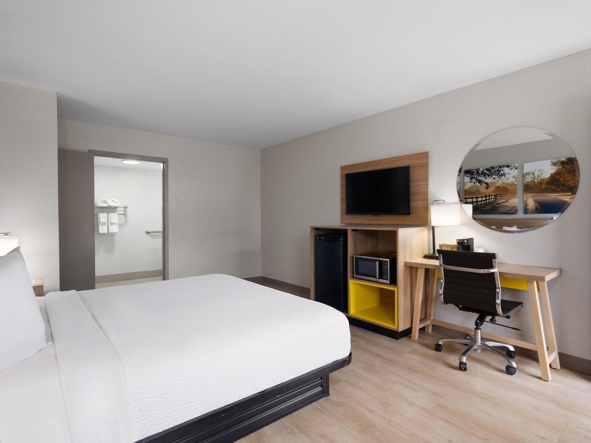 Days-Inn By Wyndham Montgomery I-85 Ngoại thất bức ảnh